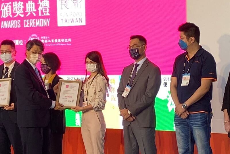 Hsin Tung Yang's Sunny Bear Mung Bean Pastry and Vegan Mapo Tofu Honored with 2022 Eatrend Award